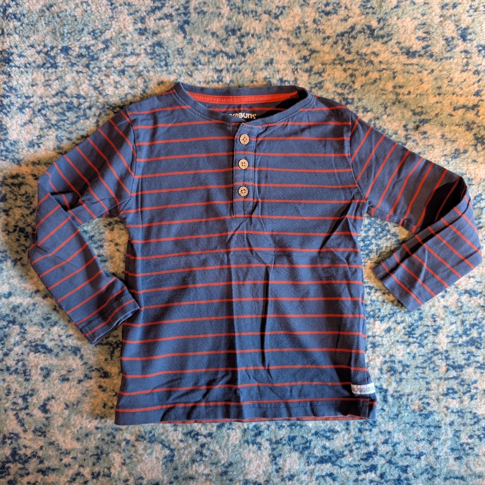 RUGGED BUTTS Long Sleeved Raglan Henley